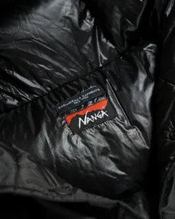 Field Down Vest - Black - Aurora Light