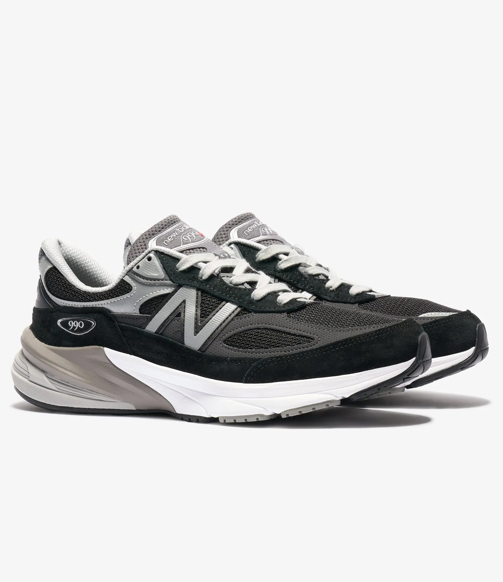 M990v6 - Black Core