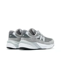 M990v6 - Grey Core