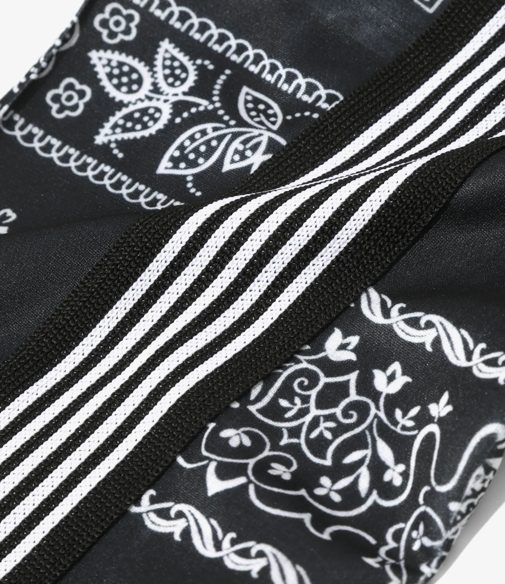 Needles x MIYAGIHIDETAKA - Track Shorts - Black - Bandana Print
