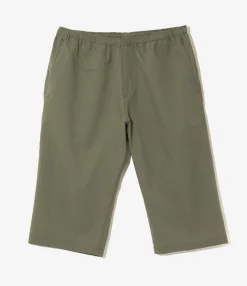 Sportswear Warm Up Cropped Pant - Olive - Cool Dots