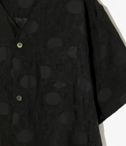 S/S V-Neck Shirt - Black - Shrunken Jacquard / Polka Dots