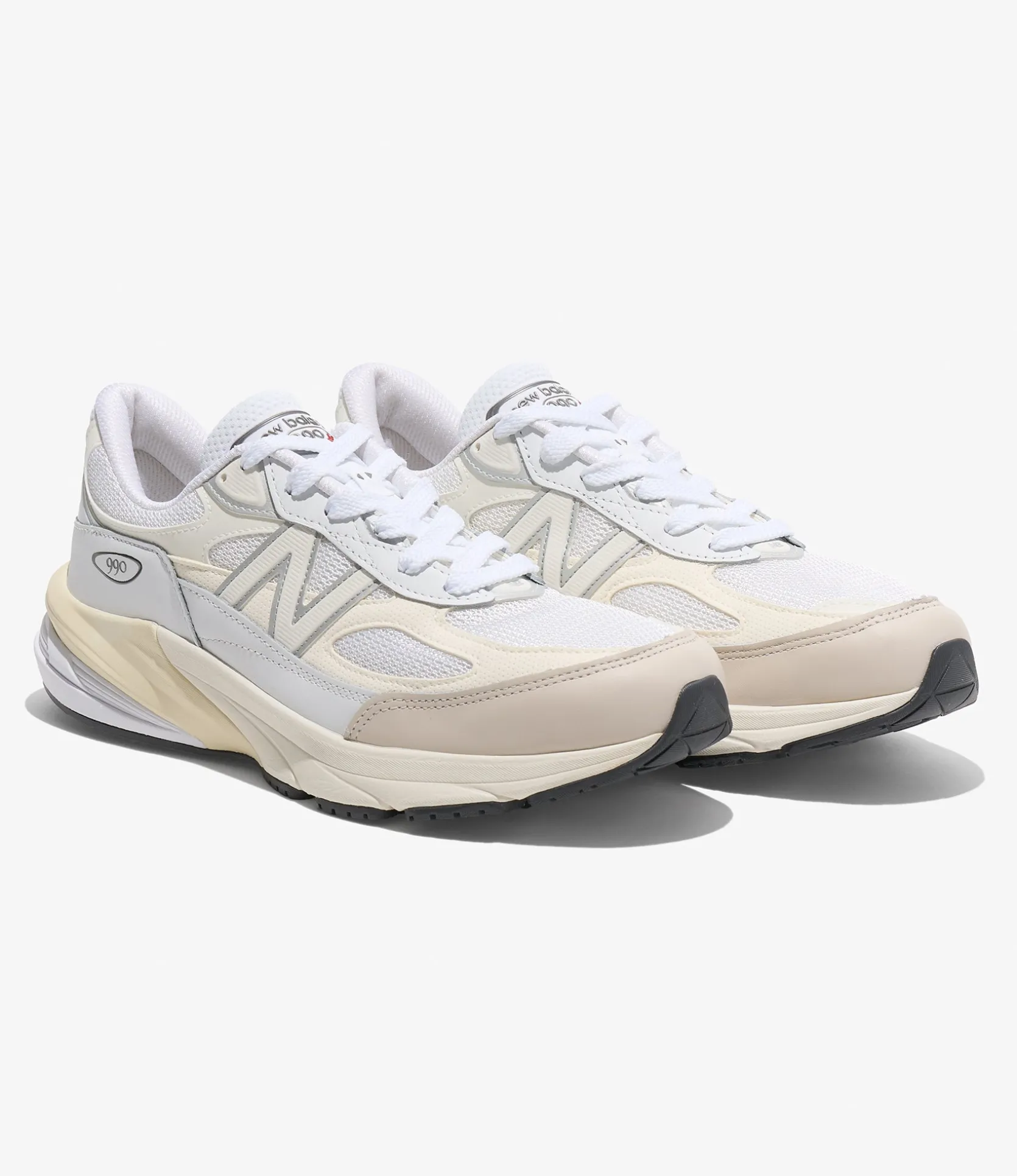 U990v6 - White / Sea Salt